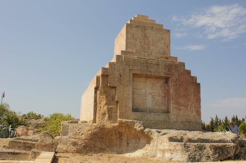 Persian ancient tomb in Turkey