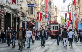 The Historical Evolution of Tourism in Modern Turkey: From the Pre-Planned Period to the Planned Period