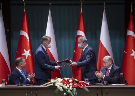 تاکتیک اروپایی ترکیه، معامله تسلیحاتی با کشورهای کوچک برای نفوذ بیشتر