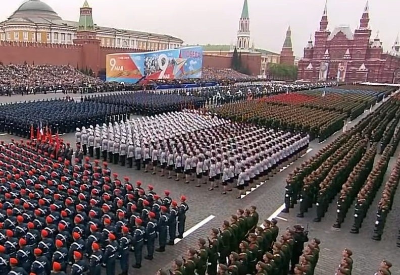 گزیده ای از رژه روز پیروزی در مسکو