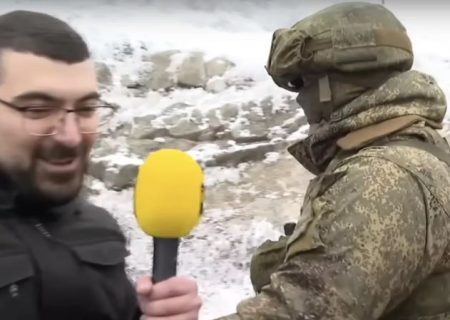 برخورد خبرنگاران آذربایجانی با نیروهای حافظ صلح روسیه در قره باغ