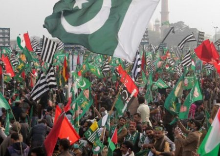 پاکستان؛ بحران سیاسی یا بحران هویتِ نظامِ سیاسی؟