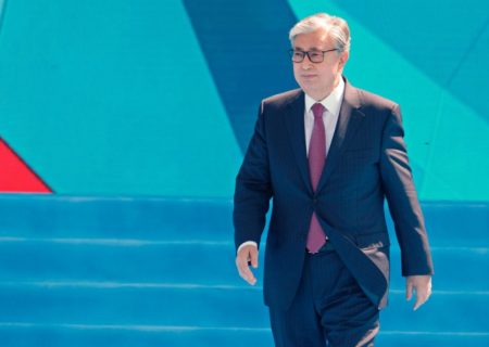 سیاست نگاه به شرق قزاقستان