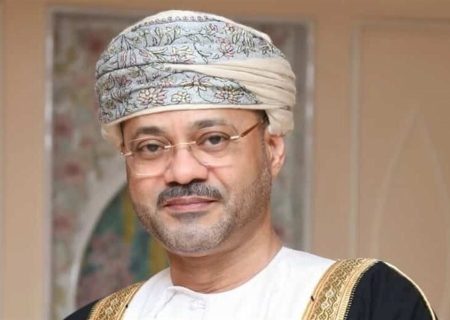 دوستان آمریکا باید به خروج آن از یک جنگ غیرقانونی کمک کنند!